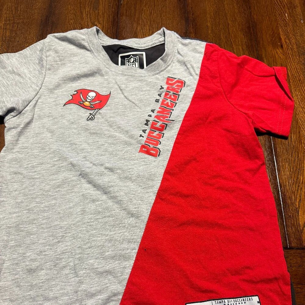 NFL Tampa Bay Buccaneers boys t-shirt sz 8